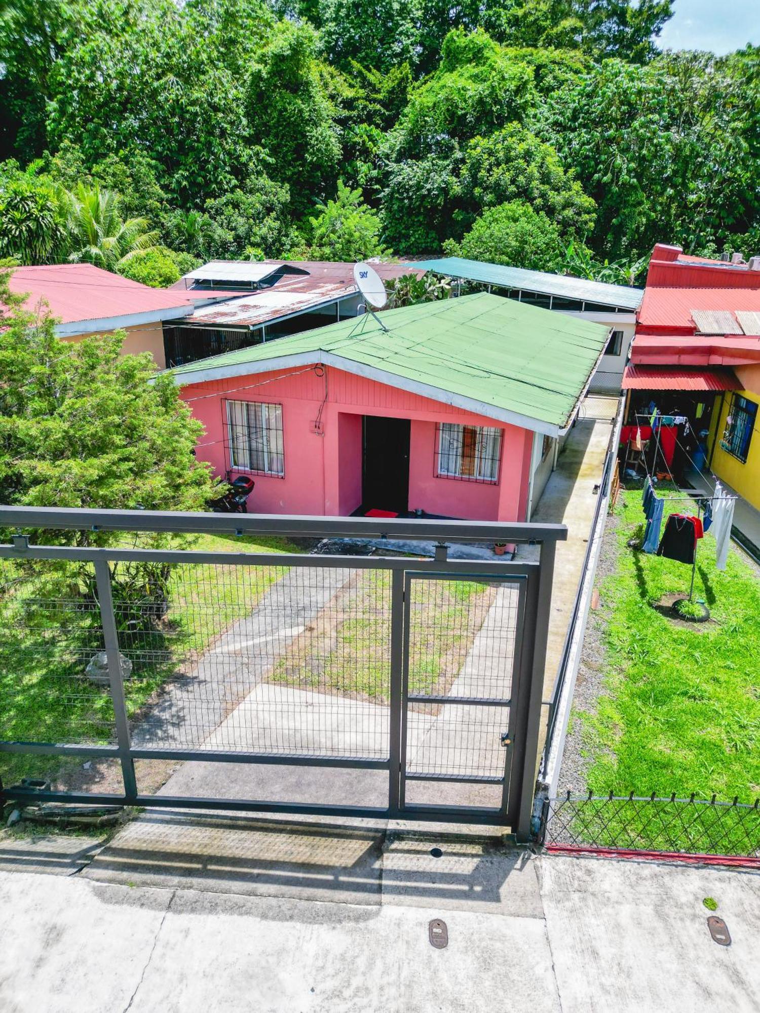 La Fortuna Donwtown Dreams Esterno foto